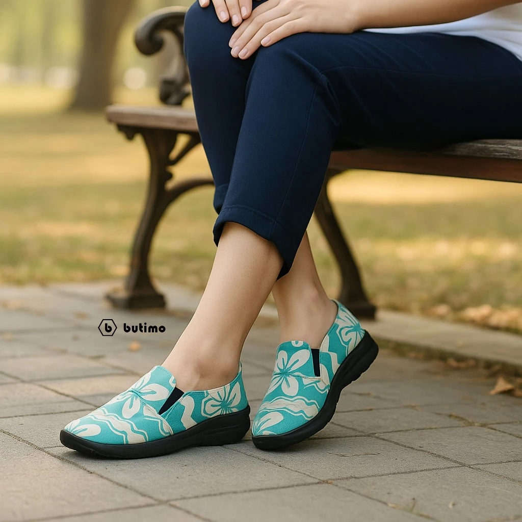 Sepatu Wanita Slip On / Sepatu Batik