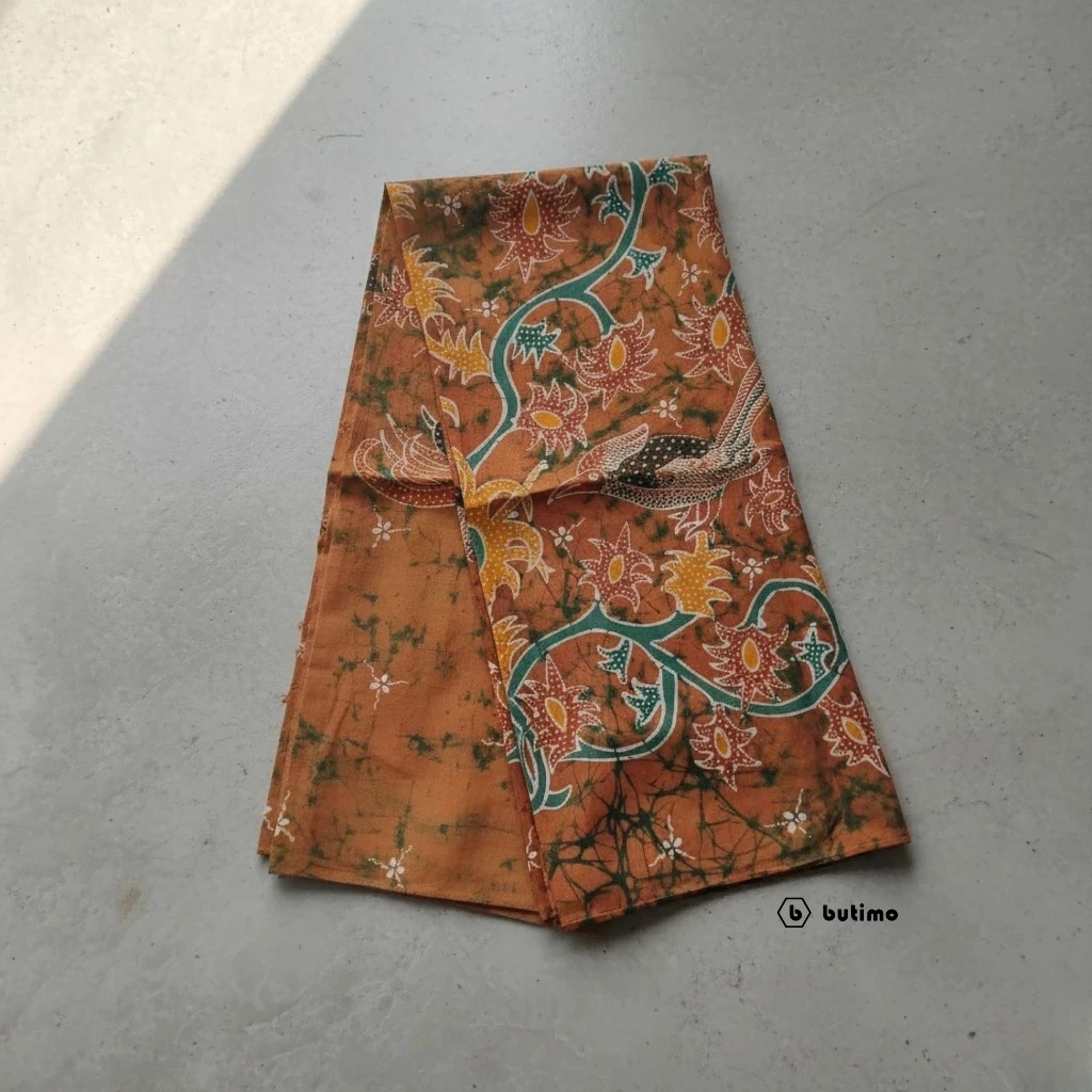 Super Primis Cotton Original Written Batik Fabric 2.5 x 1.15 Meters - Kalimantan Motif