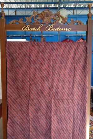 Parang Cap Batik Fabric (Black Brown)