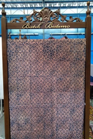 Truntum Motif Batik Fabric (Black)