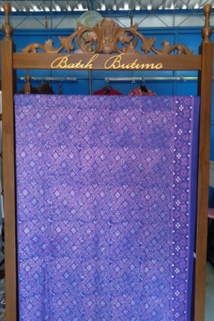 Truntum Motif Batik Fabric (Purple)