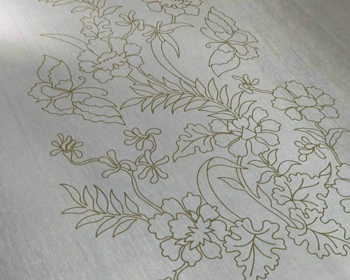 Contoh Hasil - Batik Klowong Digital